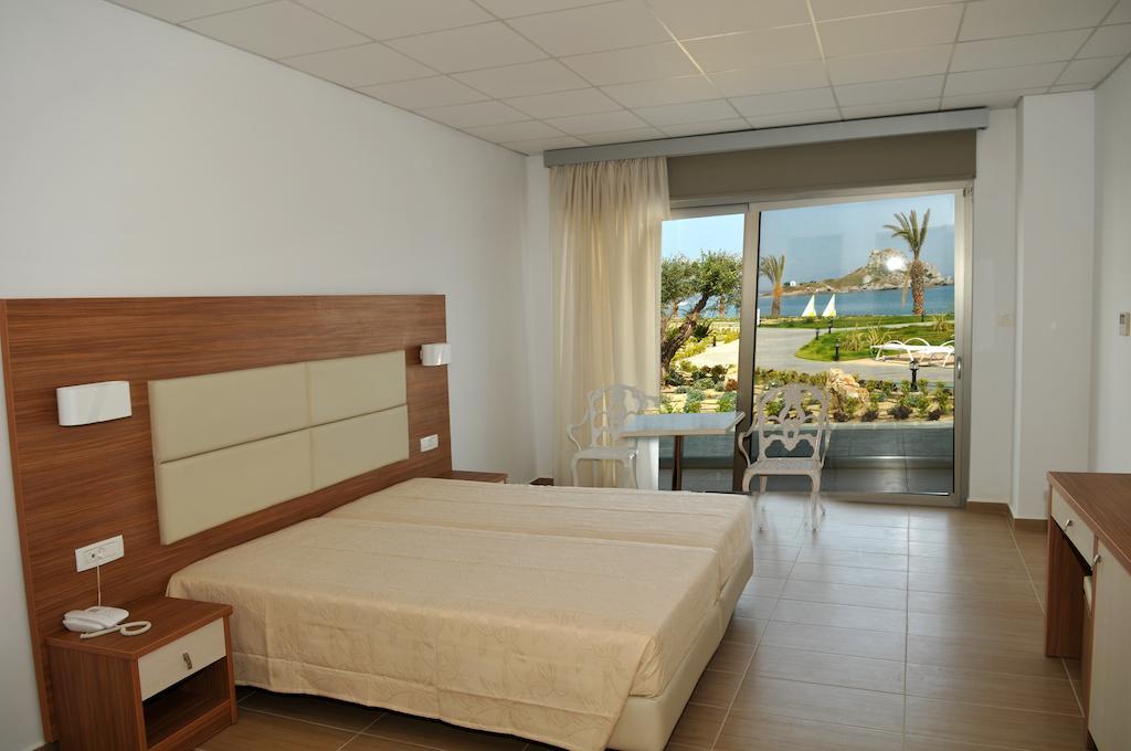 Royal Bay 4*