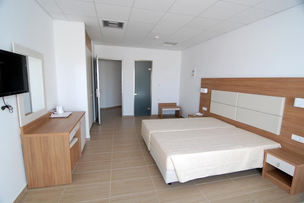 Otel Royal Bay